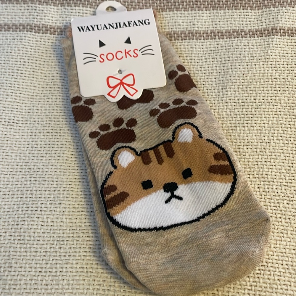 NWT cat socks